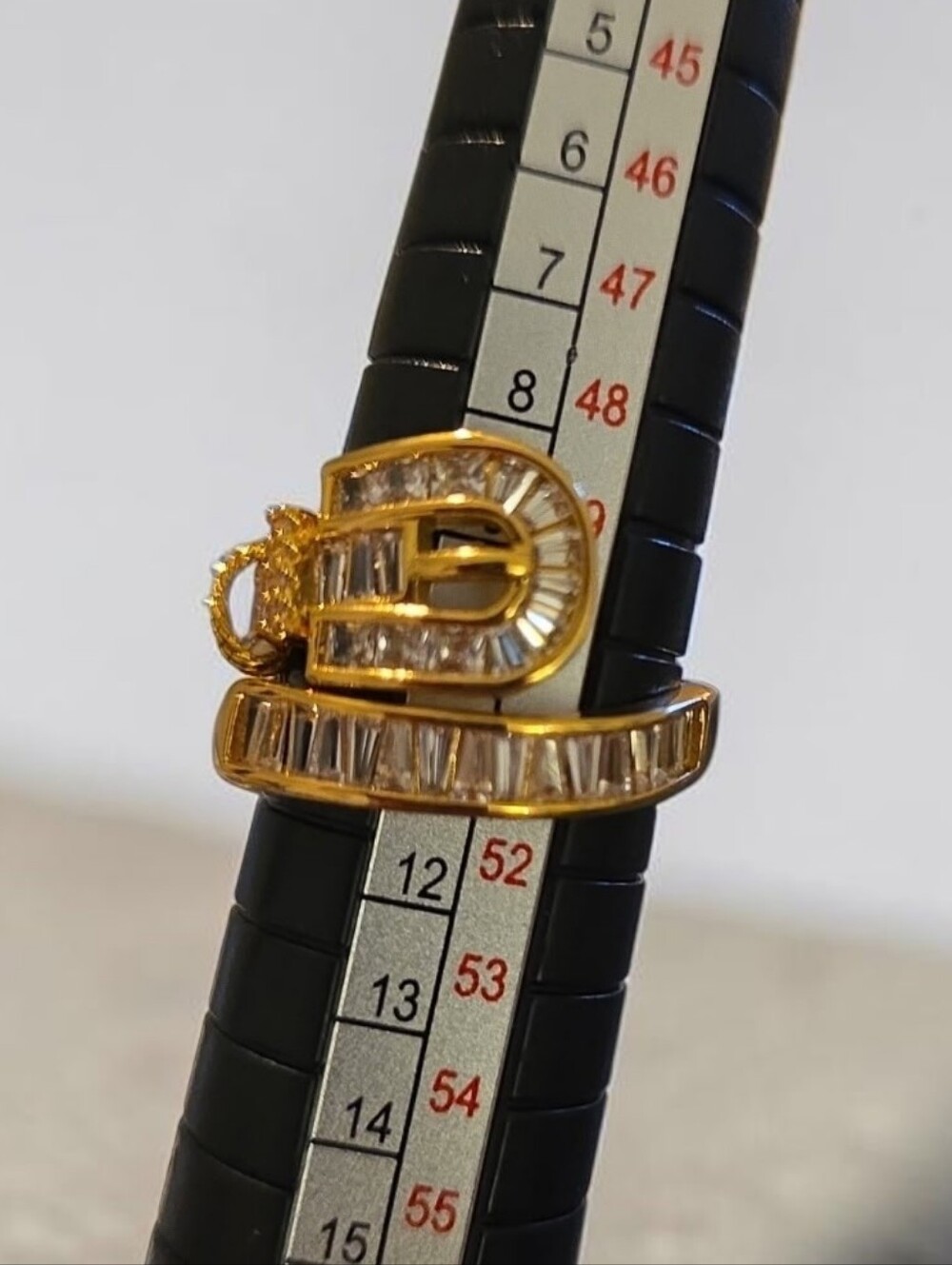 Eye candy NWT  Gold Baguette Buckle Ring with Clear Stones - Picture 2 of 4